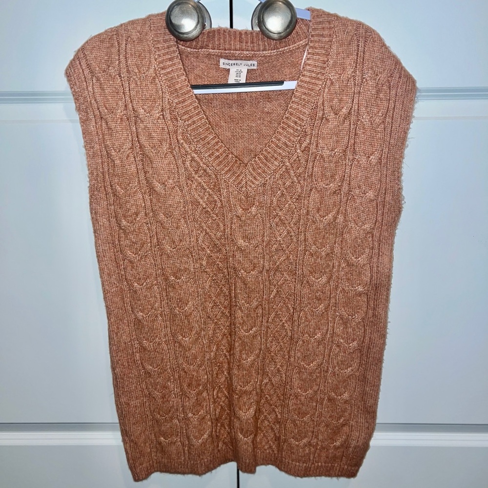 Sweater Vest